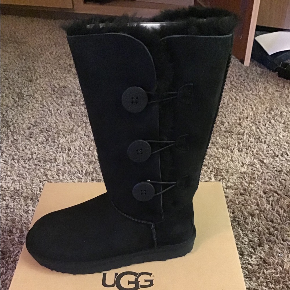 Ugg Bailey Button